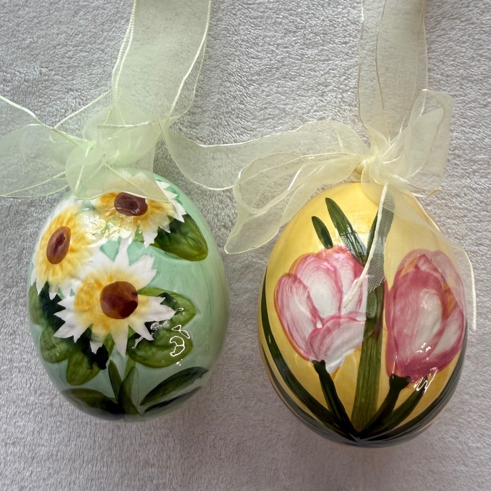 Vintage Set of 2 Floral Hand Painted Ceramic Egg Ornaments Sunflowers Tulips‎
